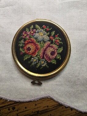 Vintage 1977 Avon "Floralpoint" Needlepoint Tapestry Locket Pendant